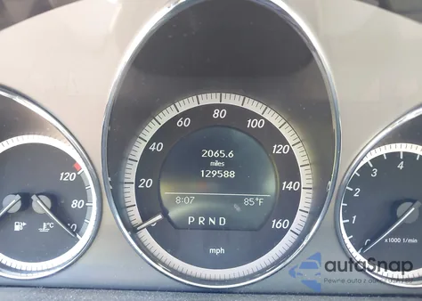 2010 Mercedes-Benz C 300 Luxury 4Matic/Sport 4Matic из США, поврежденный, VIN WDDGF8BBXAF448776